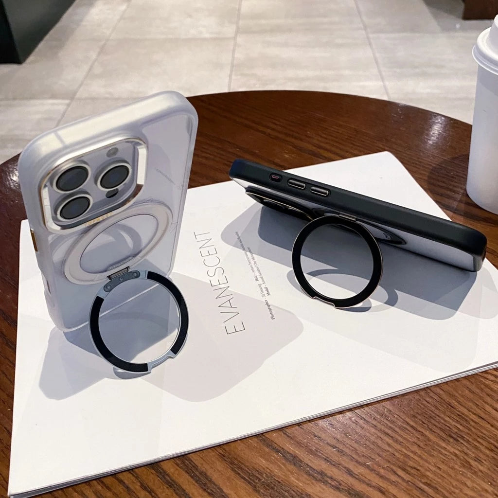 Элегантный металлический магнитный чехол с поворотной подставкой 360° и прозрачным жёстким корпусом — для iPhone 16, 15, 14, 13 Pro Max, 16 Plus. Ударопрочная защита с магнитной фиксацией.