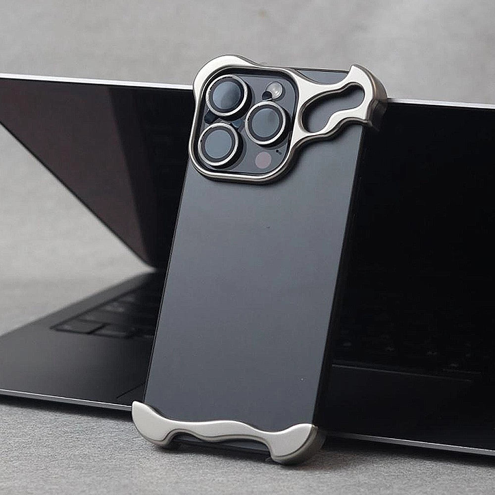 Титановый сплавный чехол для телефона с защитой объектива камеры для iPhone  12 Pro Max, 13, 14, 15, 15 Plus, 16