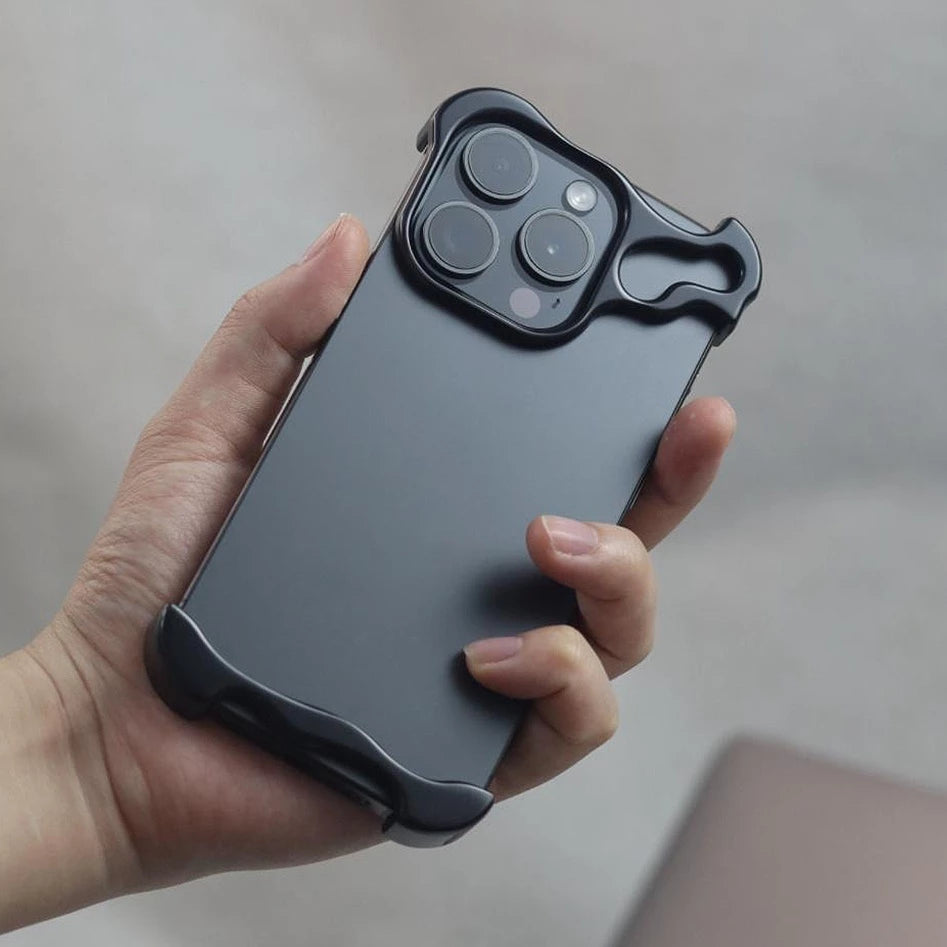 Титановый сплавный чехол для телефона с защитой объектива камеры для iPhone  12 Pro Max, 13, 14, 15, 15 Plus, 16